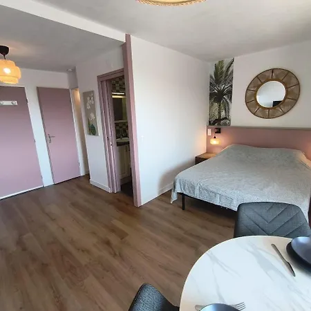 La Roseraie Du Chateau Climatise! Appartamento Gréoux-les-Bains