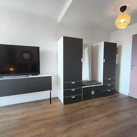 Апартаменты La Roseraie Du Chateau Climatise! Греу-ле-Бэн