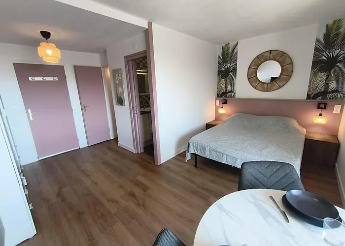 La Roseraie Du Château Climatisé! Appartement Gréoux-les-Bains